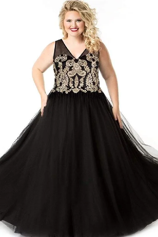 Sydneys Closet Long Plus Size Formal Prom Dress