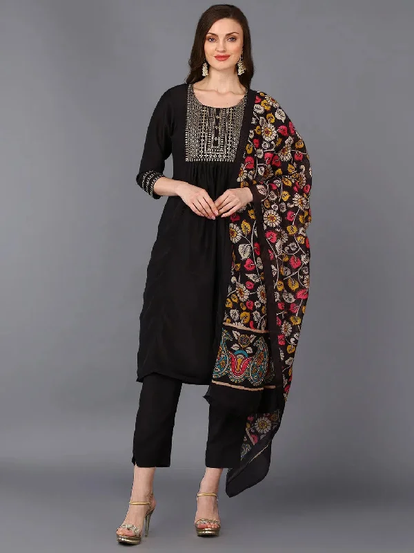 Silk Blend Kurta Pant With Organza Dupatta