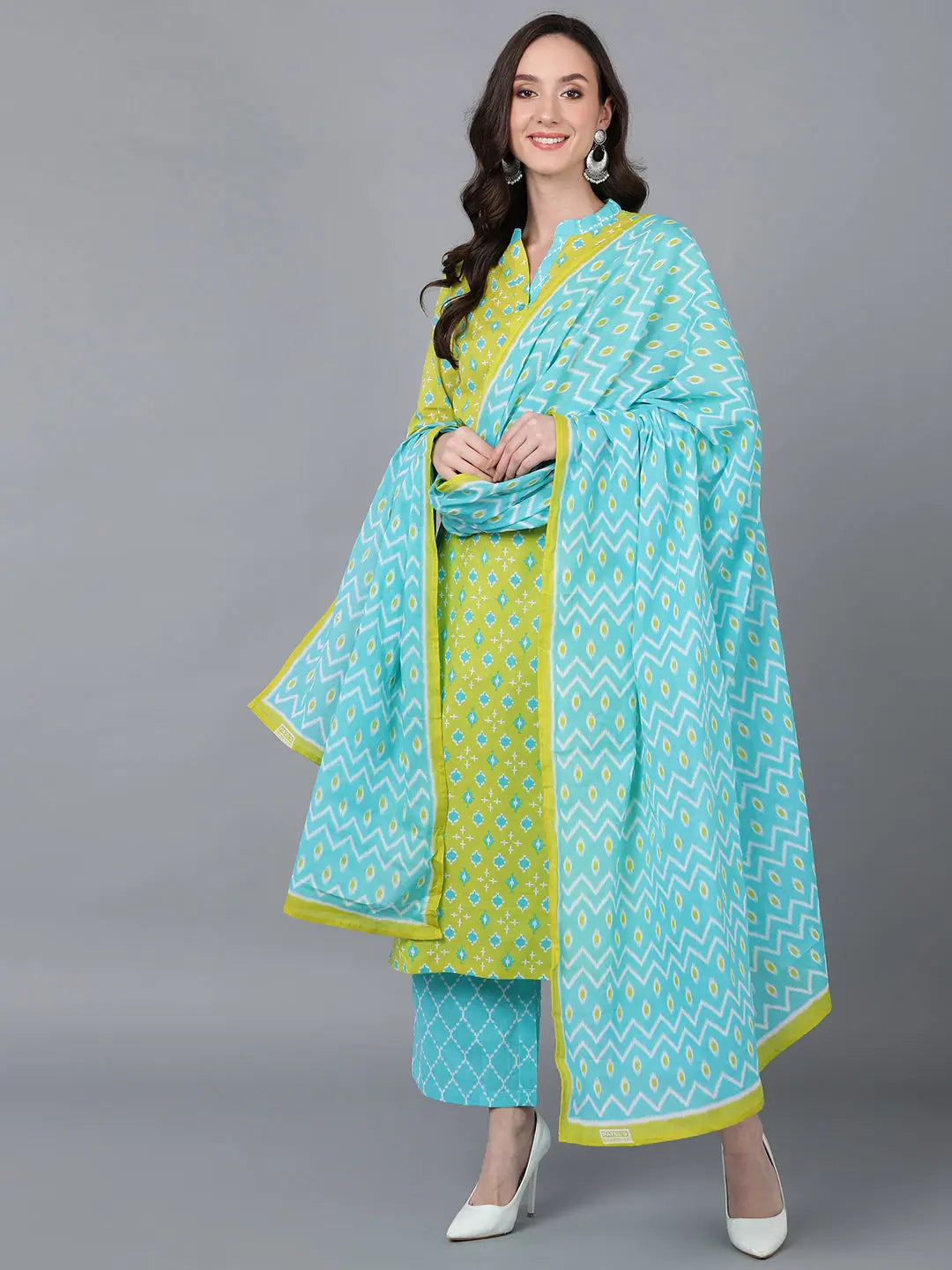 Ahika Women Cotton Blend Printed Kurta Palazzos