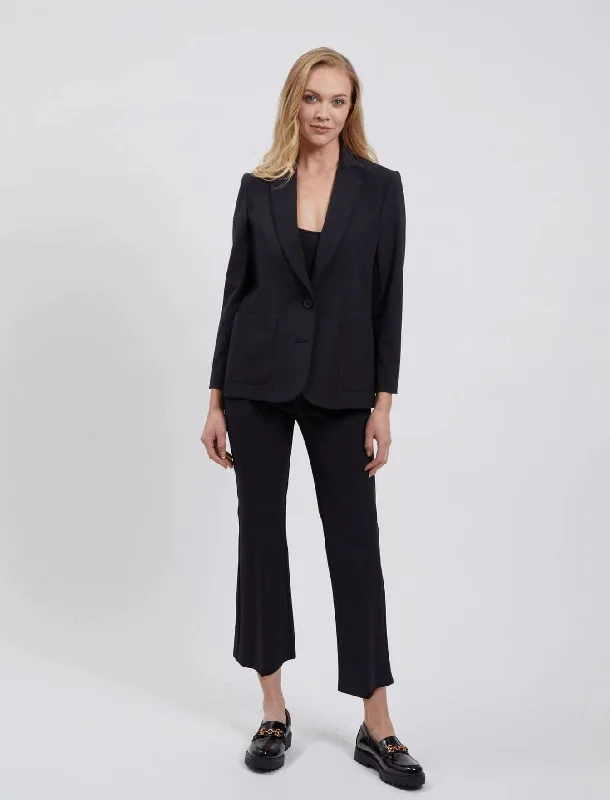 Estelle & Finn Two Button Blazer